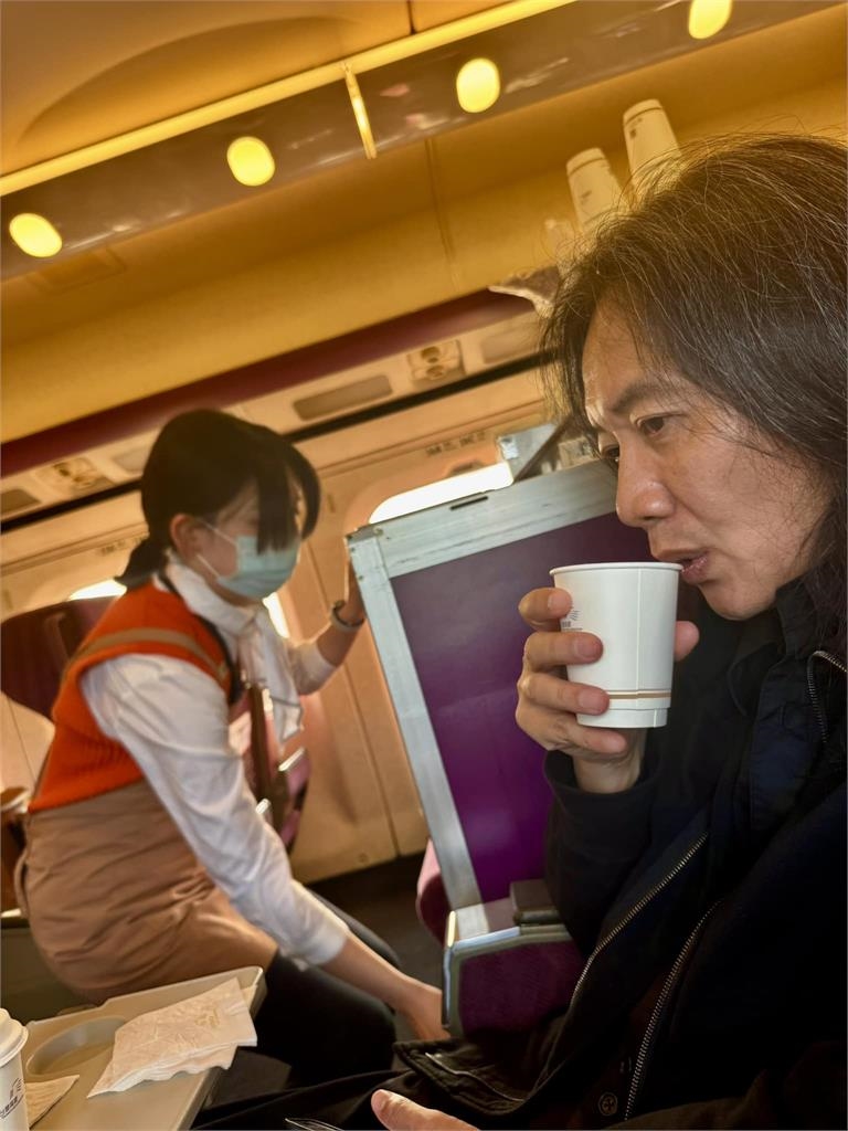 高鐵「咖啡可免費續杯」規定曝光！內行加碼揭密「隱藏服務」：點心也能拿