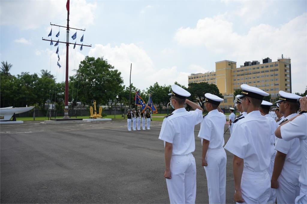太扯！官校拍招生短片喊「睡學姐旁邊」畫面曝光　海軍司令部急下架