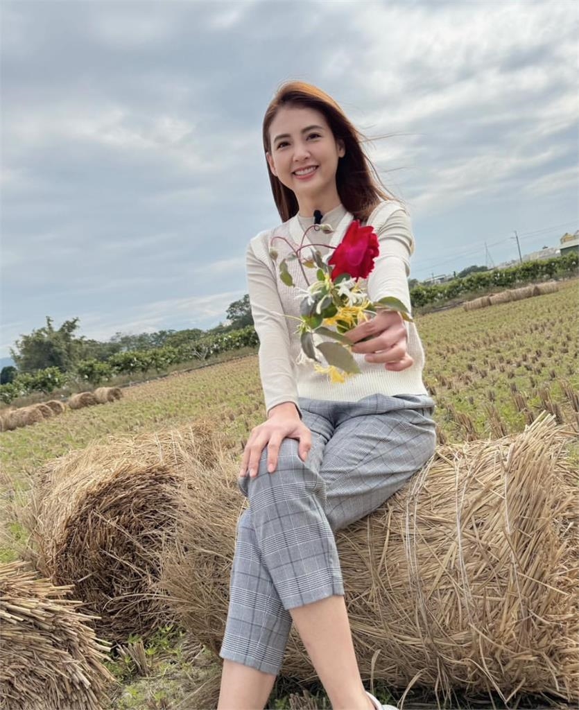 39歲韋汝和14歲兒出門被誤認是姊弟!驚吐靠綑綁「關鍵部位」升格姐姐