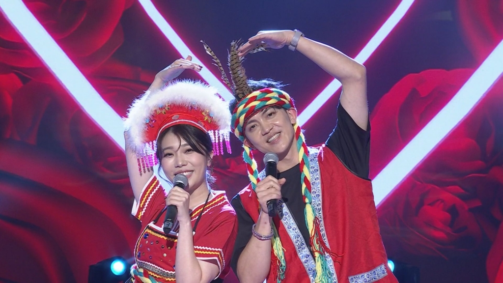 《超級冰冰Show》郭忠祐、蔡家蓁不藏了？二人齊喊「咱結婚好某」全場嗨了：賀！