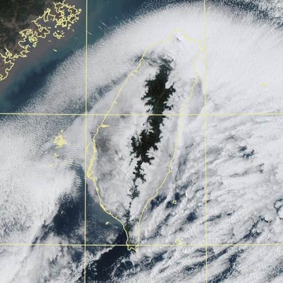 寒流襲台冷吱吱「這時間」才回暖！鄭明典曬「1圖」警示：風向改變了