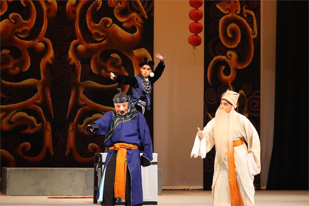 快新聞/睽違54年!60名好漢再現《水滸英雄》磅礡氣勢 戲曲學院今舉行開臺大典