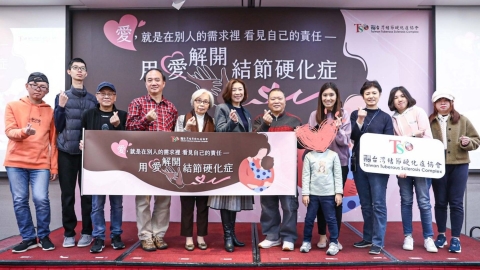 暖心醫師收養受虐罕病兒!結節硬化症病徵多樣白斑、癲癇須留意!