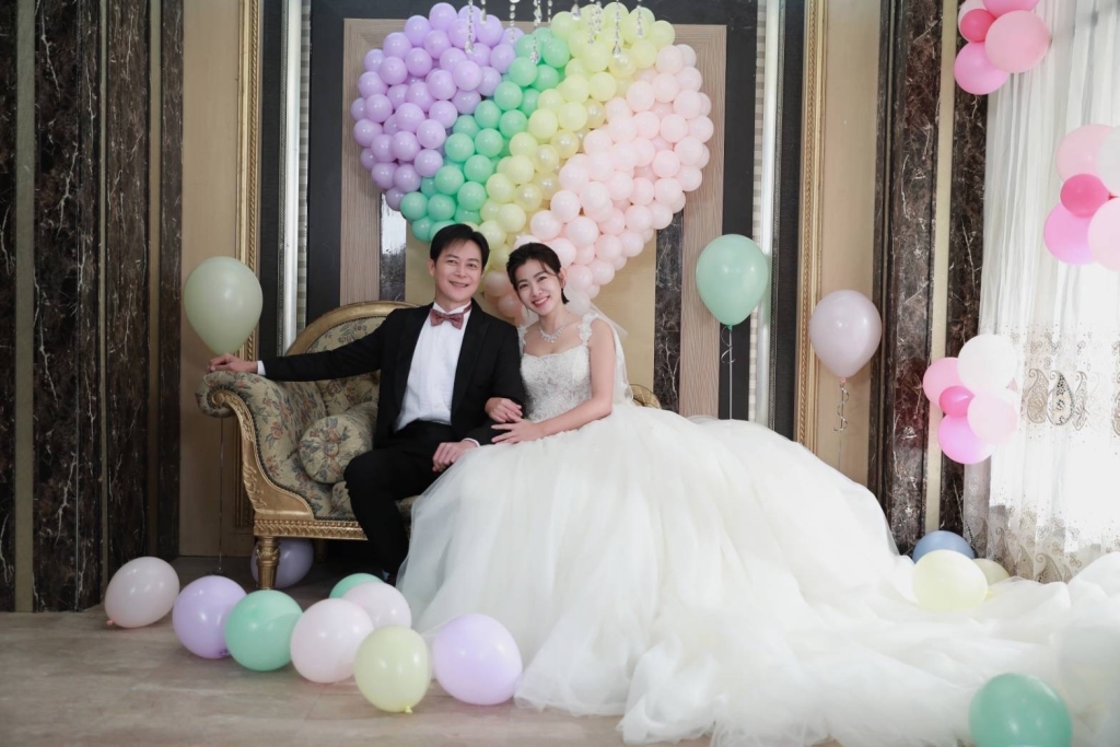 米可白《好運來》為戲再披婚紗!曝美麗背後的代價「紅腫一片」被讚好敬業