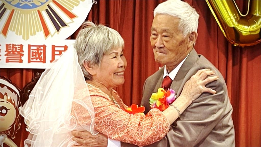 異言堂／90歲才「新婚」 余奶奶：我們年紀都大了 要珍惜短短的緣分