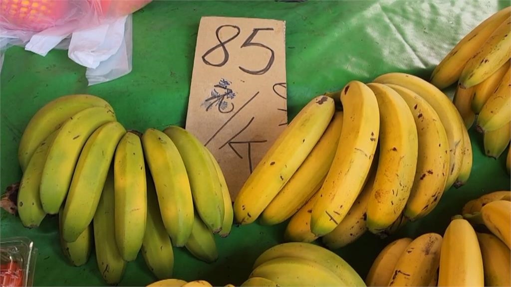 冬蕉產量少! 去年風災.近日天寒 每台斤將近百元