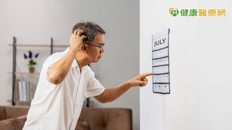 高齡社會的營養新視角！醫師剖析鱈魚肝油與失智關聯