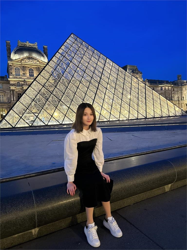 前反骨成員艾瑞絲出事!遭前成蔡阿嘎翻版「急曬聲明」:人心叵測