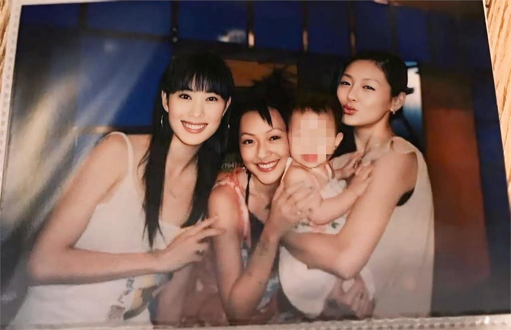 賈永婕高調緬懷大S遭嗆!酸民狂噴「學學周渝民吧」…她親回8字反擊了