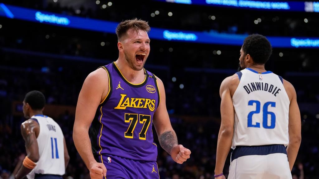 NBA／Doncic首度對決老東家拿下大三元　投進三分怒噴獨行俠板凳現場嗨翻