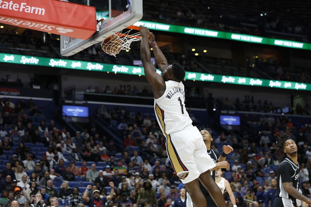 NBA(影)/過去被戲稱「胖虎」 鵜鶘狀元發威生涯首度大三元射下太陽