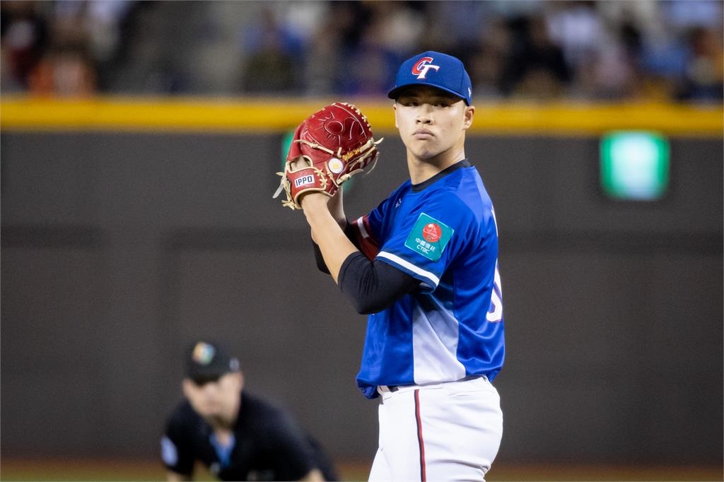 棒球／從隊友變對手　孫易磊有機會和「台灣隊長」陳傑憲對決霸氣喊話：想讓他打不到球