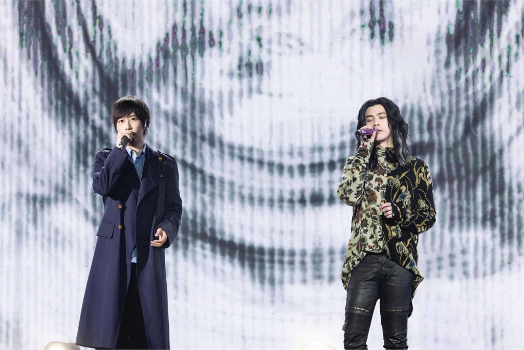 麋先生高雄開唱！　阿信霸氣站台　宇宙人.告五人"世紀合體"　