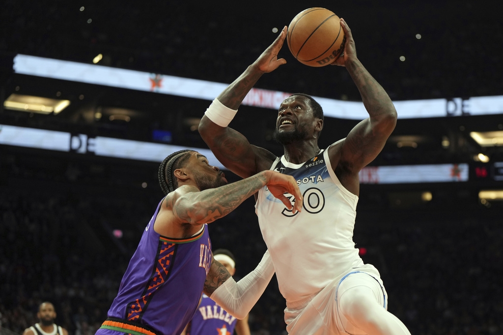 NBA(影)/「蟻人」彈跳驚人差點演出精彩扣籃 復出狂轟44分灰狼止敗