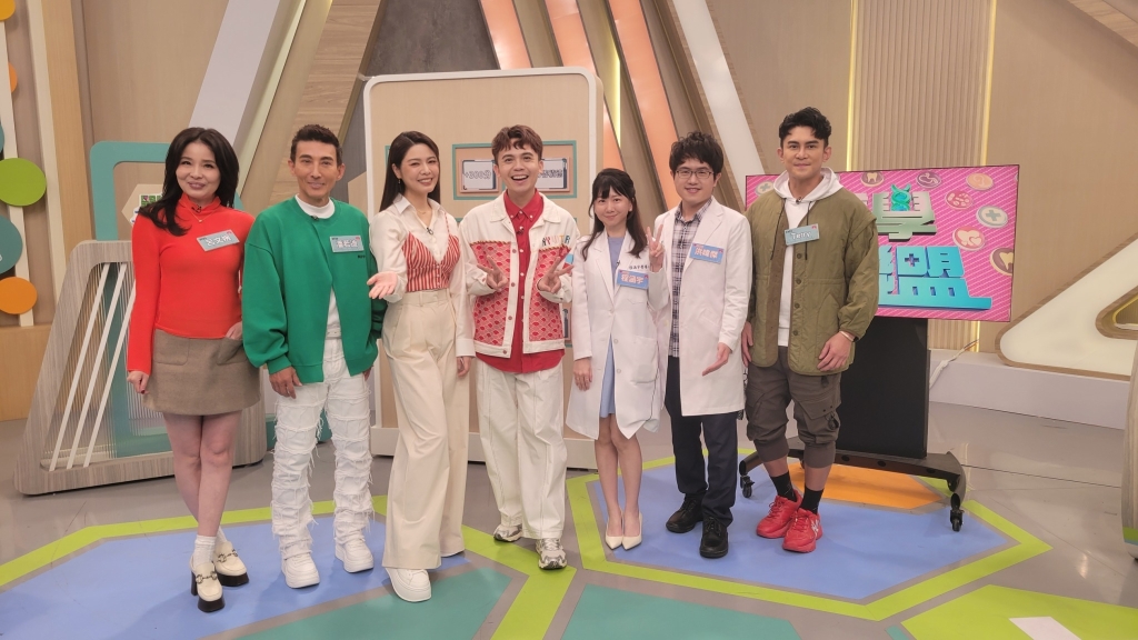 呂文婉《醫學大聯盟》被黃豪平公主抱  卻因五十肩痛到淚崩？