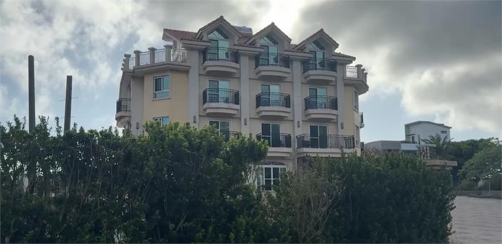 傻眼! 訂洋房民宿卻被換成鐵皮屋 民眾控超賣 業者最多要賠3倍