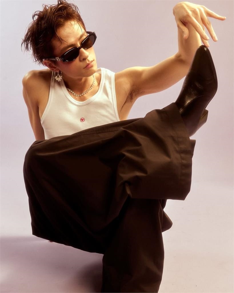 台大學霸石知田無預警宣布1消息!曝為思念摯愛身上留超狂「1印記」