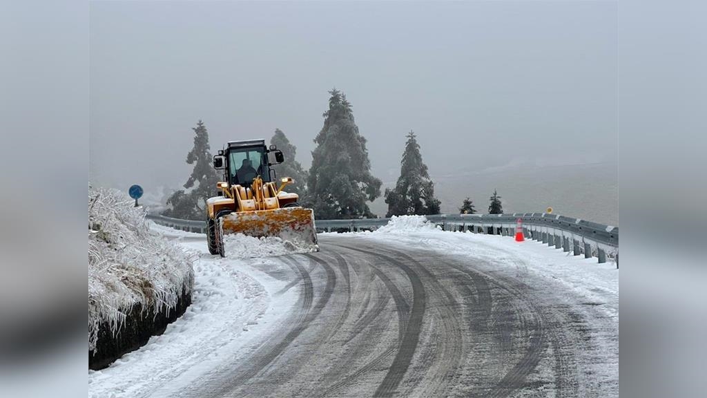 合歡山大雪恐結冰　台8線、14甲線今18時起預警性封閉