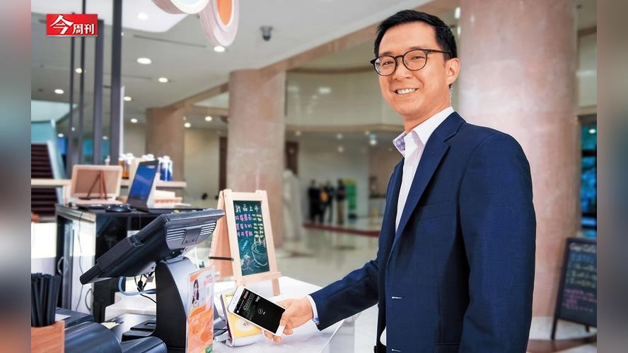 國泰大王子蔡宗翰親自領軍，AI助攻百萬級CUBE App