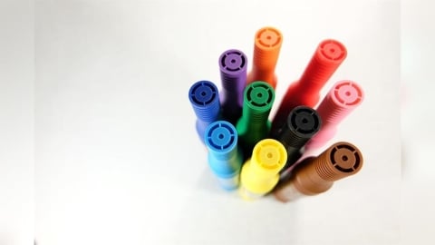 原子筆蓋上驚見「神祕小洞」 廠商解答真實用途…網:難怪需要