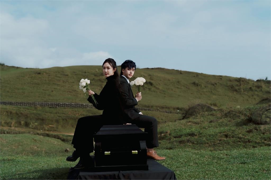 29歲田亞霍逝世參加自己葬禮！鄉民女神面棺痛哭驚爆他躺棺超扯1事