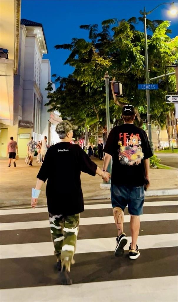 羅志祥曝媽媽罹阿茲海默症重遊夏威夷吐唯一心願!母子「1對話」惹網哭