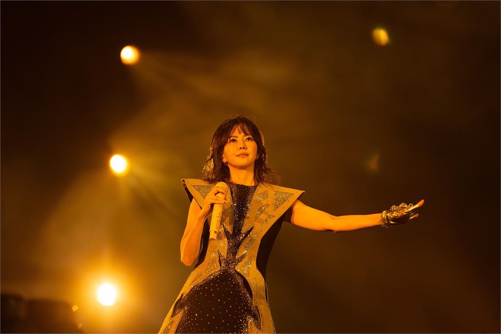快新聞／天后回歸！孫燕姿「就在日落以後」巡迴演唱會　2.8萬歌迷HIGH翻