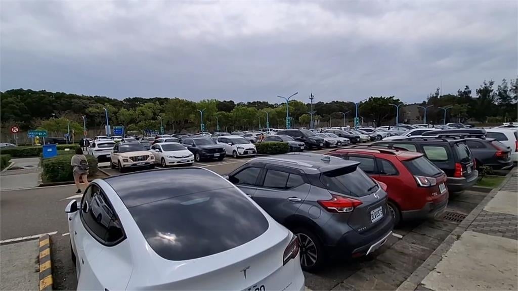 收假了!清水休息站人潮滿滿 清明連假最後日大衝業績