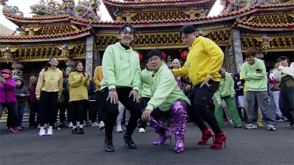 《綜藝大集合》變裝秀表演太精彩!胡瓜技癢穿高跟鞋妖嬌又會走台步