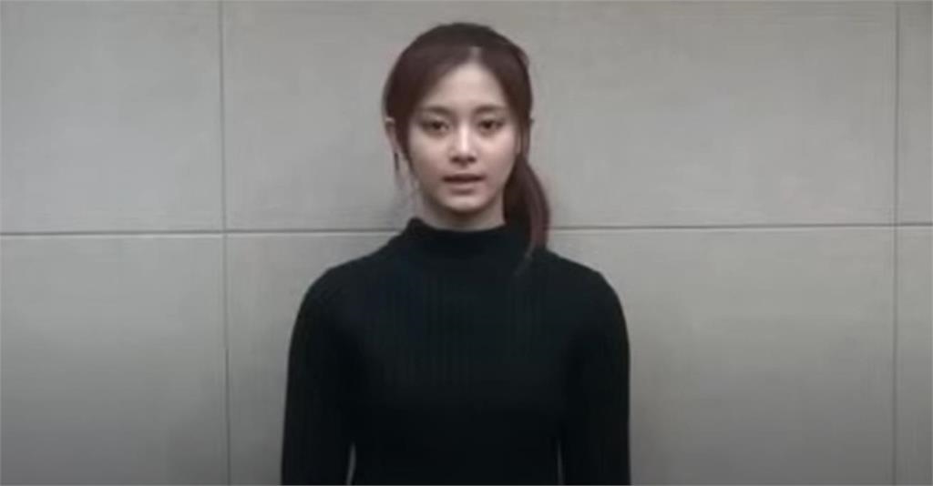 昔逼周子瑜「低頭道歉」惹議！JYP再稱「中國台灣省」粉絲全氣炸：又遭背刺…