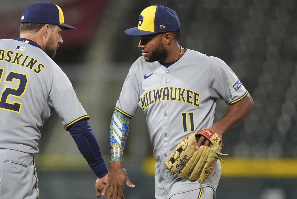 MLB(影)/釀酒人客場17:2大勝落磯 最近戰績7勝1敗還締造隊史新紀錄