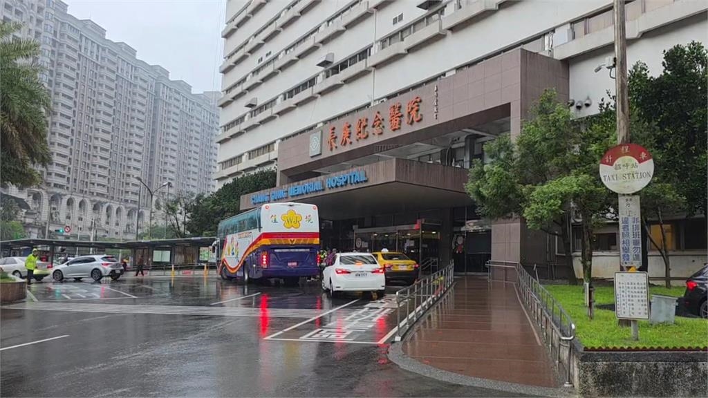 醫院護理師遭攻擊事件頻傳　「踹臉、踢肚」惡劣行徑曝光