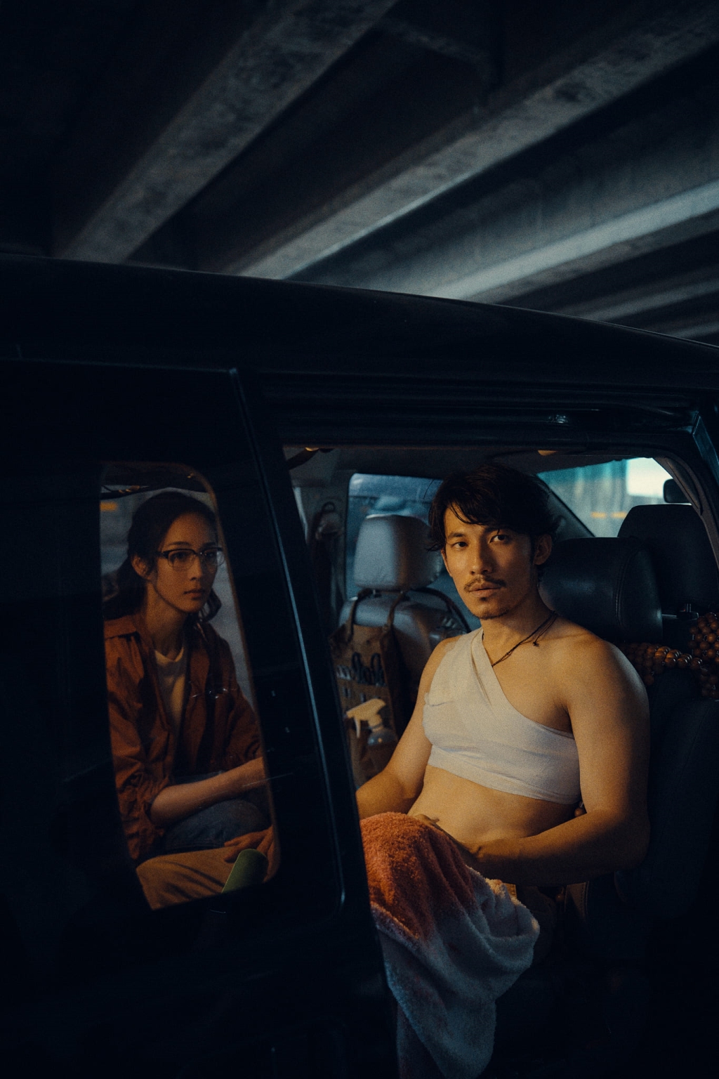 越南影帝連炳發驚曝是「市場老闆」 原因曝光超感動:每天載母買菜