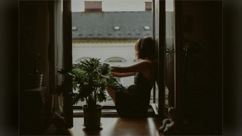 妹子快30歲啥都不會!她嘆「爛草莓能做什麼工作?」網點1職業:躺平天堂