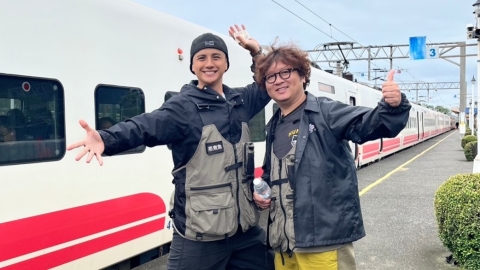 納豆環島樂極生悲！被迫「上銬」連體旅伴 事發過程全曝