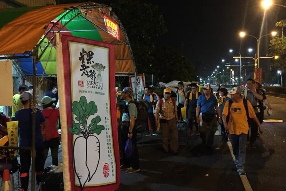 快新聞／大甲媽遶境圓滿落幕　「鹿峰點心站」溫暖補給信徒前行