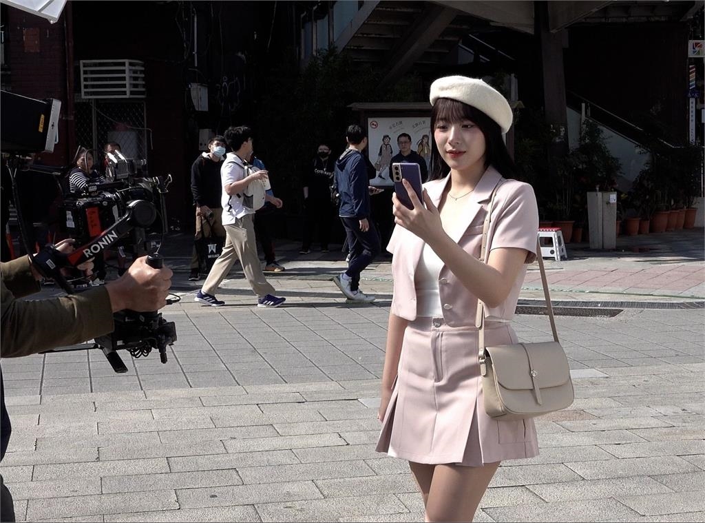 河智媛不藏了曝光1運動維持「蜜大腿」！親揭「自卑1部位」意外成招牌