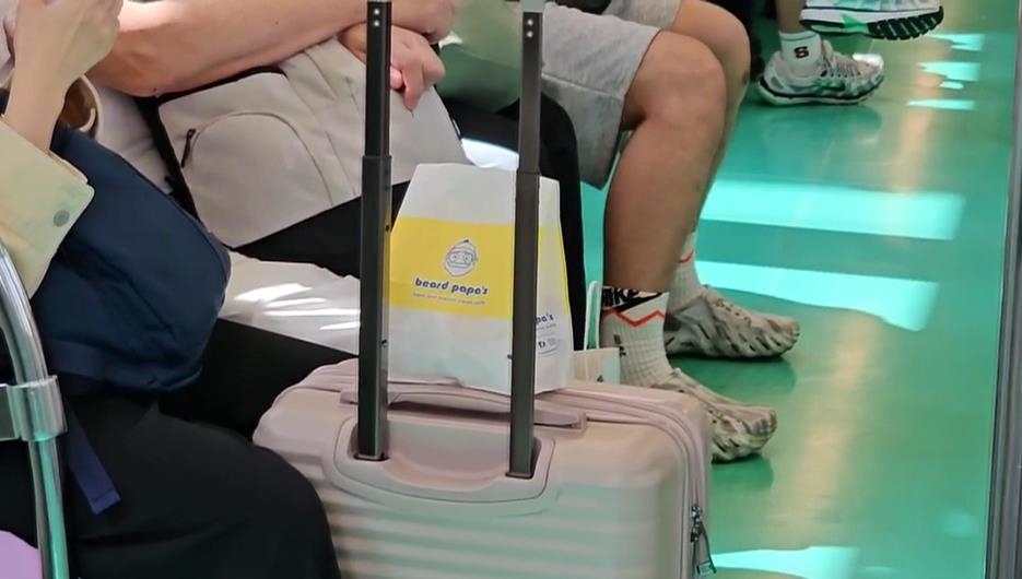 網稱女乘客打翻飲料還踢杯子 中捷說明開罰原則