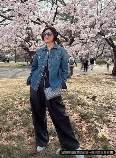 遭虧是歐巴桑…50歲賈靜雯「白布透明輸出」大反擊！真實身材全現形網瘋看：沒了