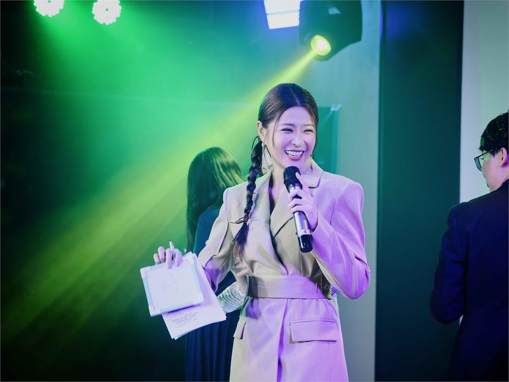 台8女神李燕再婚2年荷包滿又爆震撼喜訊!親揭:熱愛演戲復出時間曝