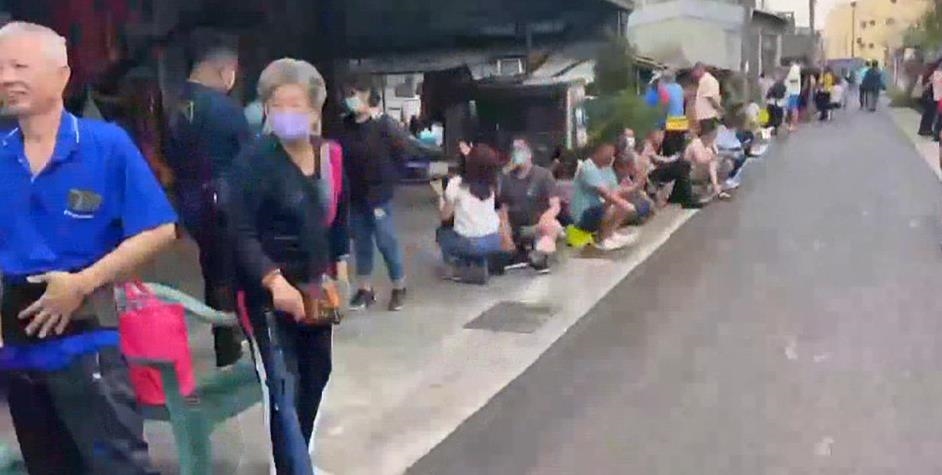 全鄉的希望！迎接「粉紅超跑」　崙背信徒集資送瑜伽睡墊