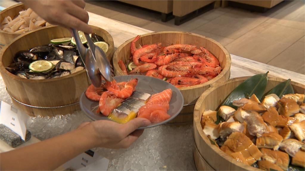 有感降價！飯店自助餐降價又升級菜色　日系連鎖餐廳200元有找