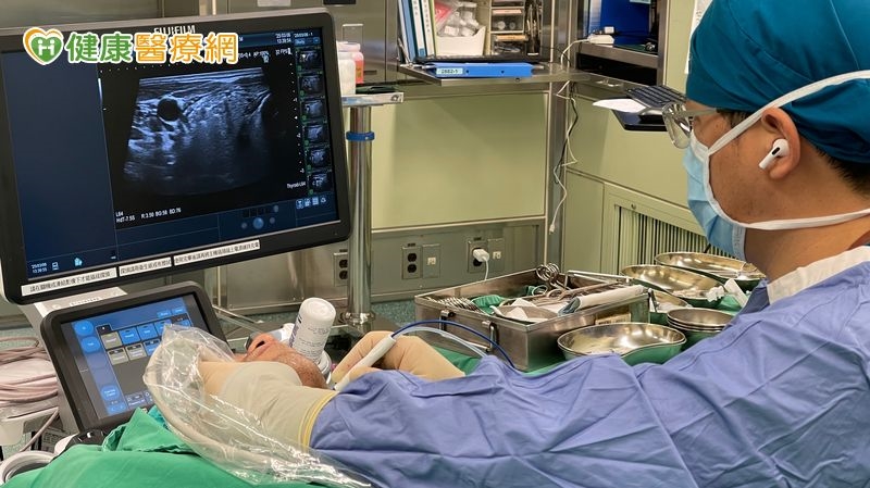 女上班族脖子腫塊不敢開刀 「微創消融術」免留疤、恢復快