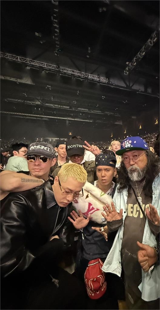 快新聞／「潮流ICON」周湯豪任國際潮流盛事嘉賓　再赴成都音樂節從夕陽唱到晚上