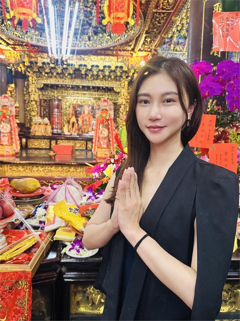 板橋慈惠宮媽祖遶境盛況空前 戲劇女神李沛綾也來「香」挺！