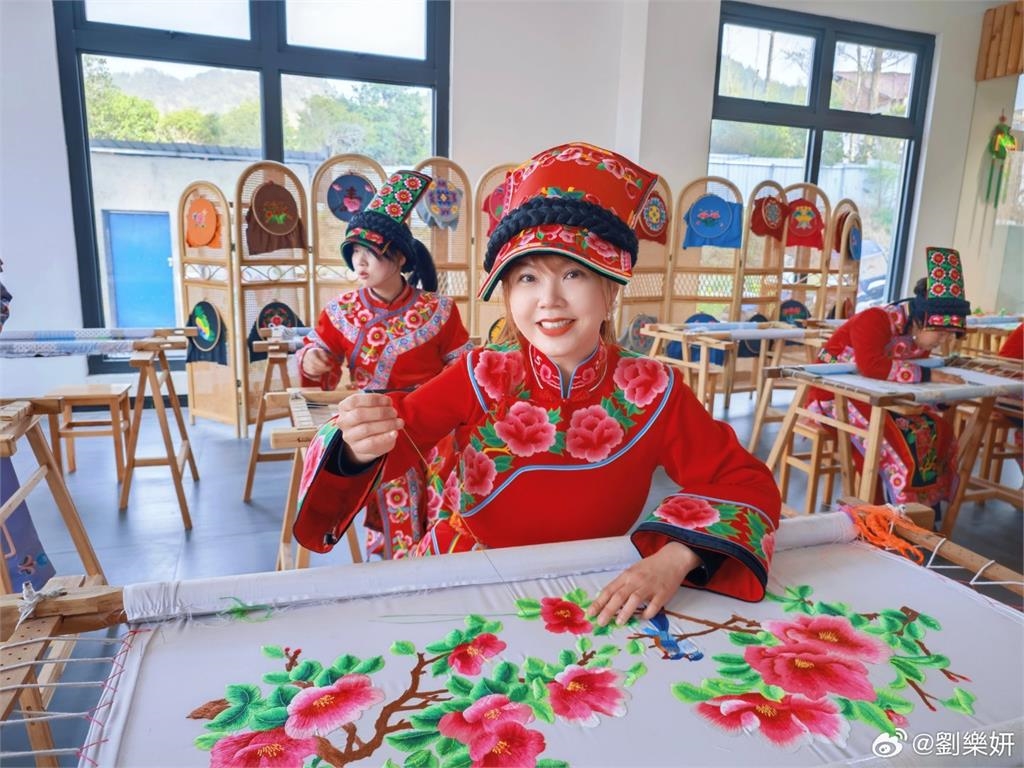 才剛嗆「中國官員有病」！劉樂妍認因1事「遭當局約談」急喊：當下很生氣