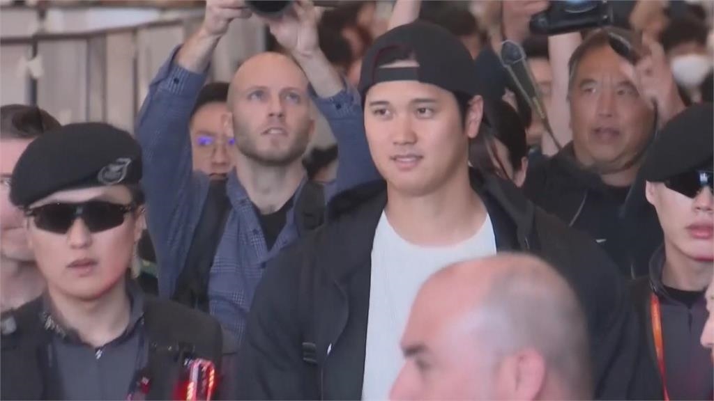 大谷翔平晉升新手奶爸！ 喜曬愛女「腳丫照」