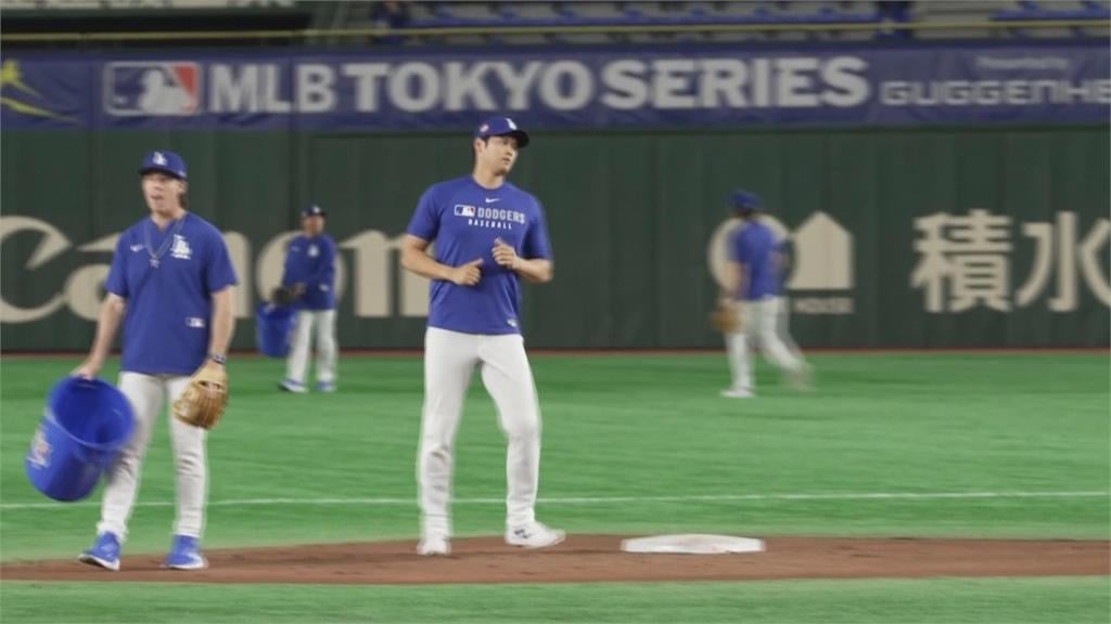 大谷翔平晉升新手奶爸! 喜曬愛女「腳丫照」