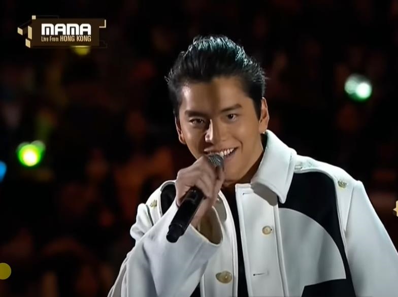 從逃兵到迷因王！王大陸軍中重現「滿滿的大平台」網笑：為了榮譽假超拚