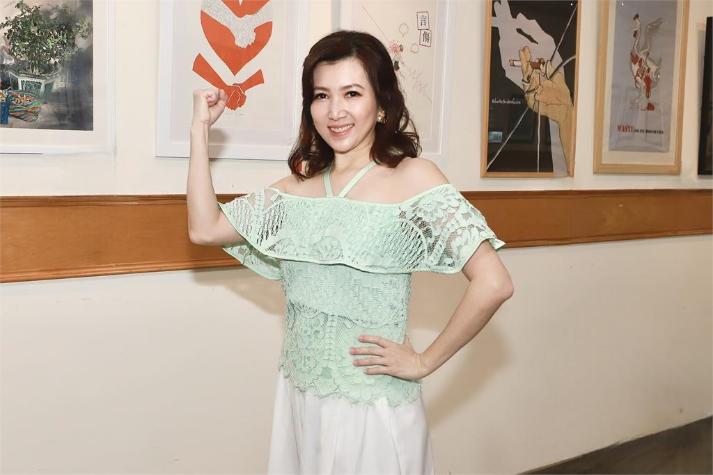  「夢想不遠、抗癌不倒」14位癌友挑戰玉山！廖家儀現身主持卻曝老公腦出血險喪命